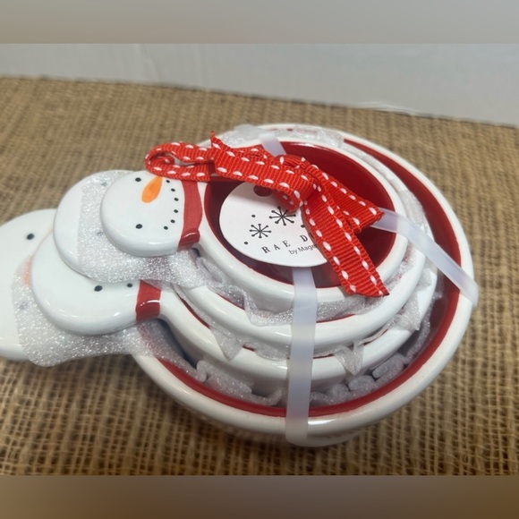 SNOWMEN Rae Dunn Christmas Measuring Cups - Picture 2 of 5